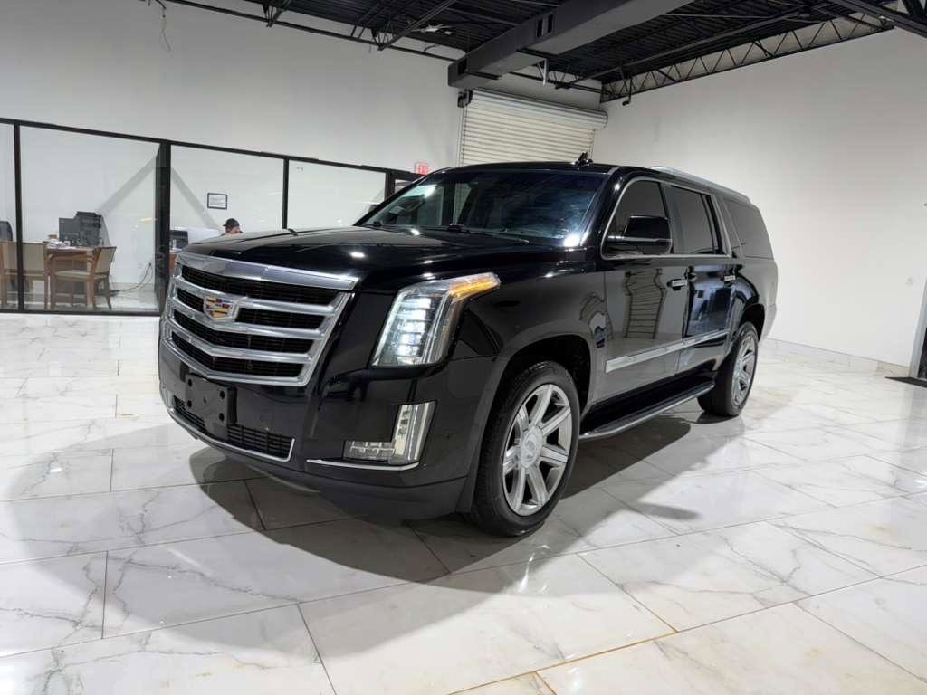Used 2018 Cadillac Escalade ESV Premium Luxury image 1