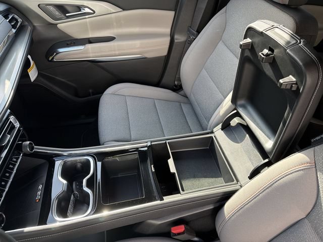 New 2026 Chevrolet Traverse LT w/ Driver Confidence Package FWD image 22