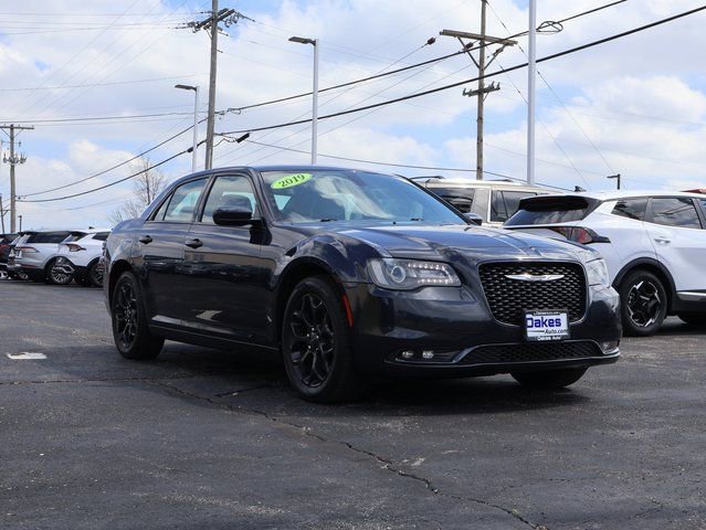Used 2019 Chrysler 300 S image 1