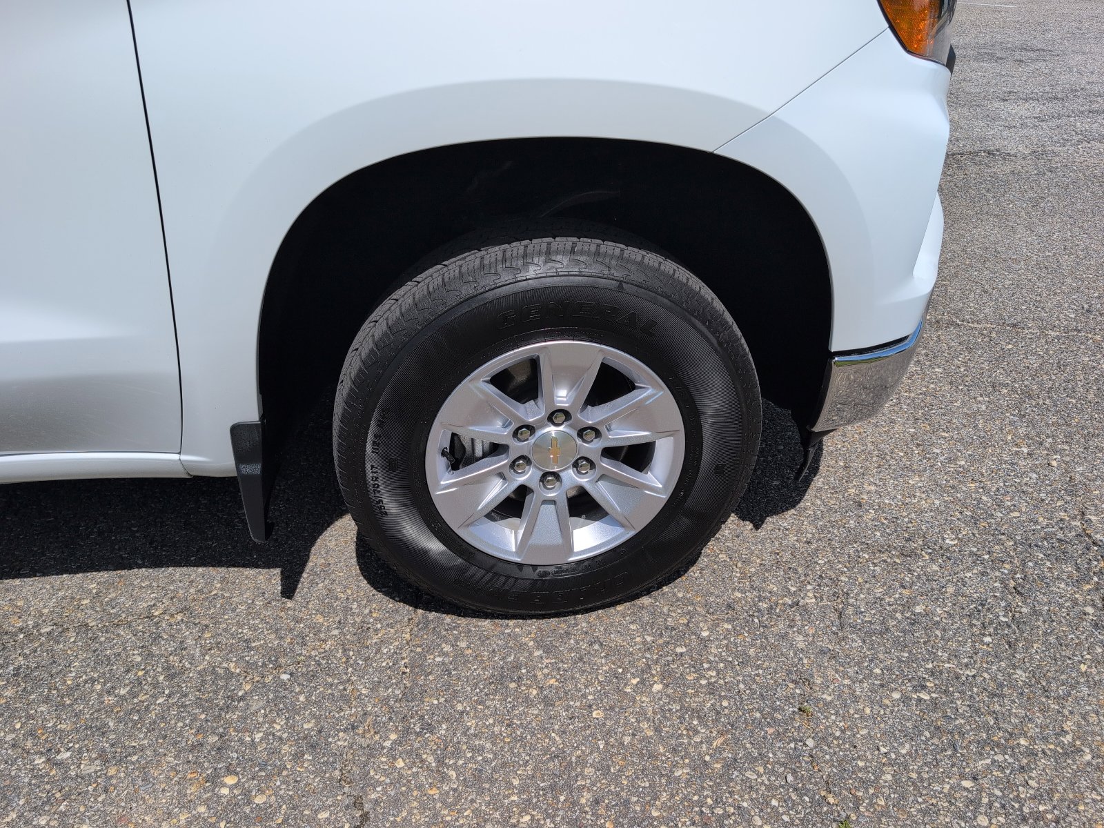 Used 2025 Chevrolet Silverado 1500 W/T RWD image 6