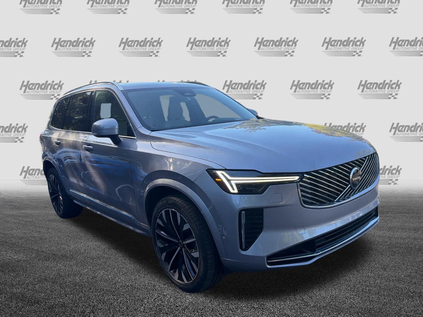 Used 2026 Volvo XC90 B6 Plus AWD/4WD image 2