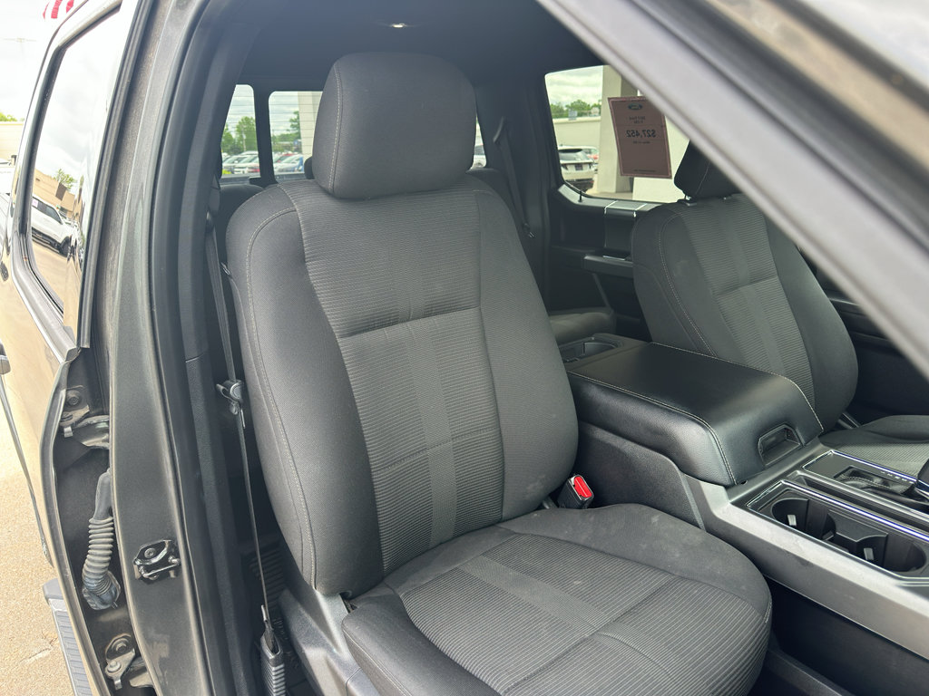 Used 2017 Ford F150 XLT w/ Equipment Group 302A Luxury AWD/4WD image 24