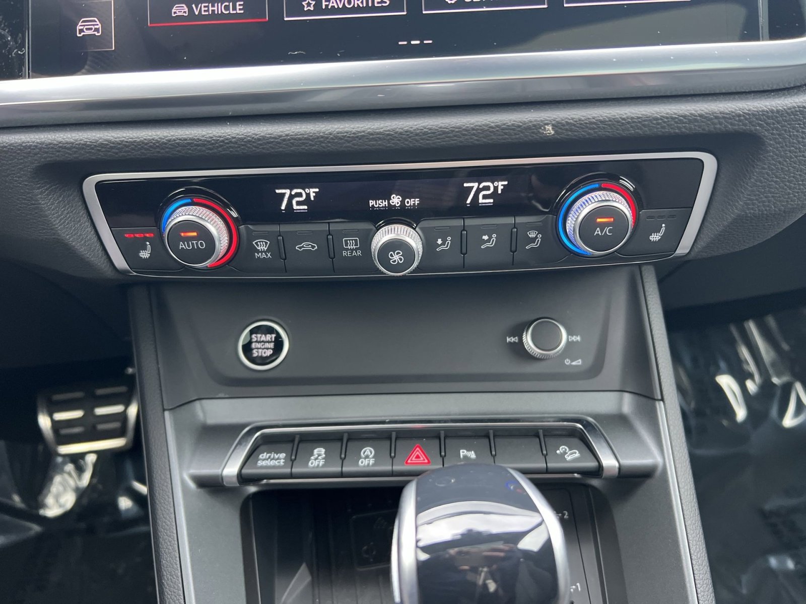 Used 2025 Audi Q3 2.0T Premium Plus w/ Premium Plus Package image 20