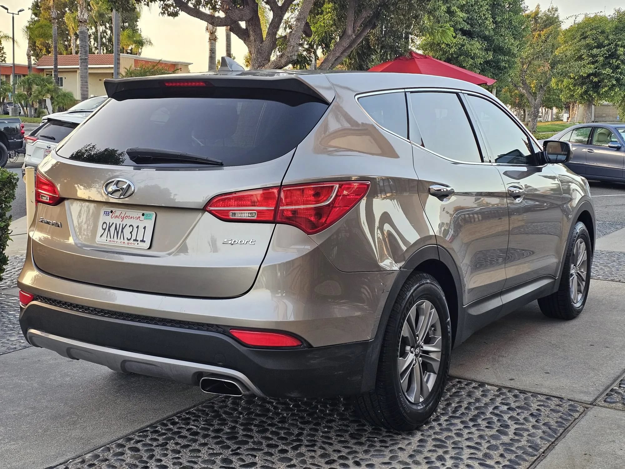 Used 2015 Hyundai Santa Fe Sport FWD image 5