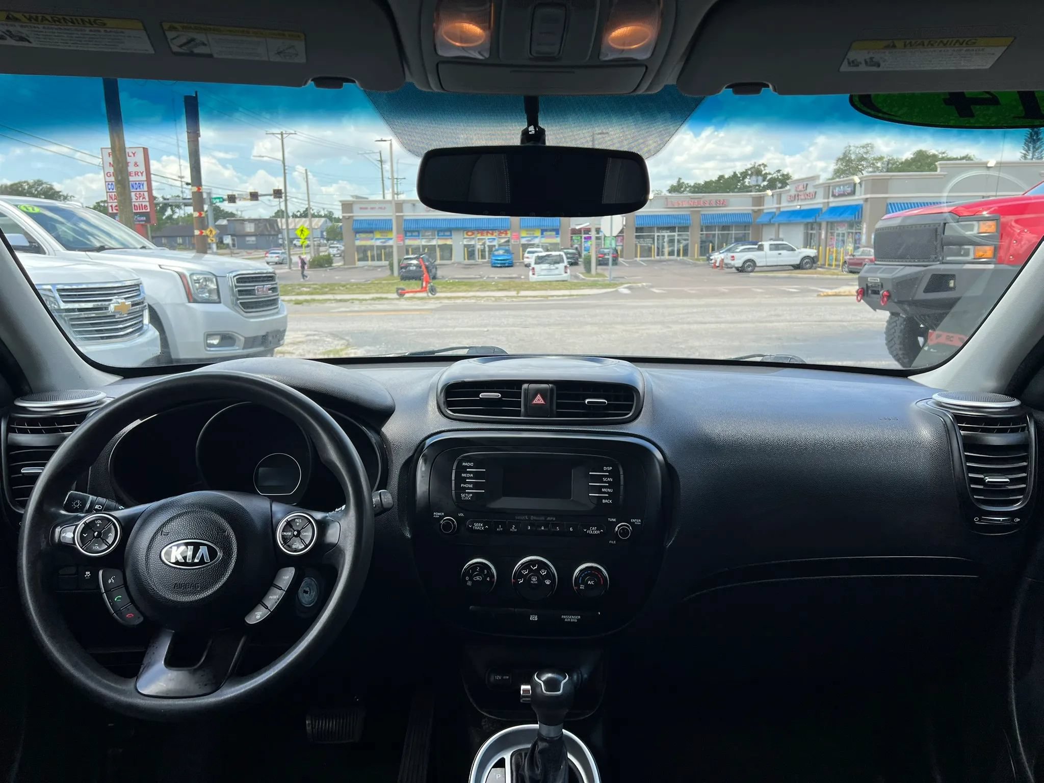 Used 2014 Kia Soul FWD image 11