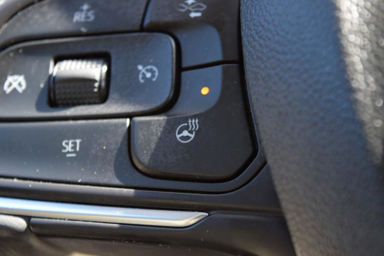Used 2021 Buick Envision Avenir AWD/4WD image 23