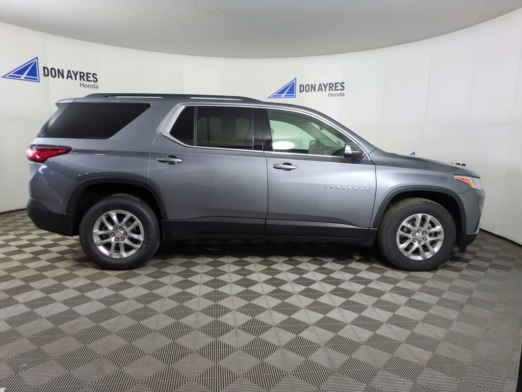 Used 2021 Chevrolet Traverse LT image 8