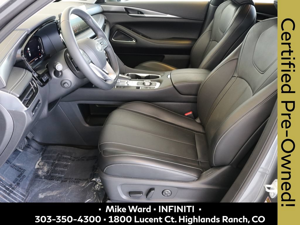 Certified 2025 INFINITI QX60 Luxe w/ Vision Package AWD/4WD image 4