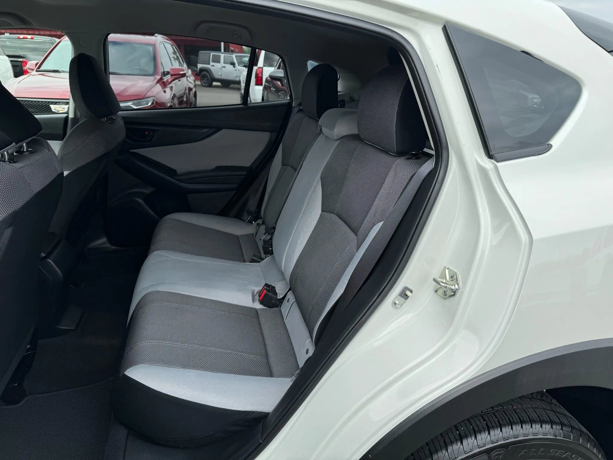 Used 2019 Subaru Crosstrek 2.0i w/ Eyesight System image 5