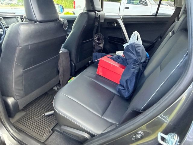 Used 2016 Toyota RAV4 Limited AWD/4WD image 5