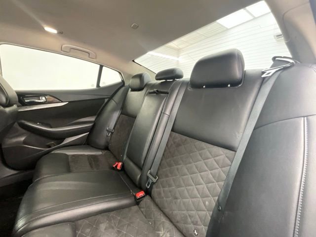 Used 2016 Nissan Maxima SR image 5
