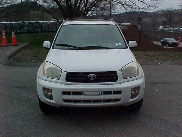 Used 2002 Toyota RAV4 4WD image 3