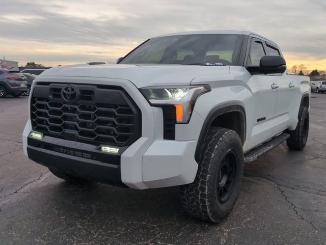 Used 2024 Toyota Tundra Limited image 3