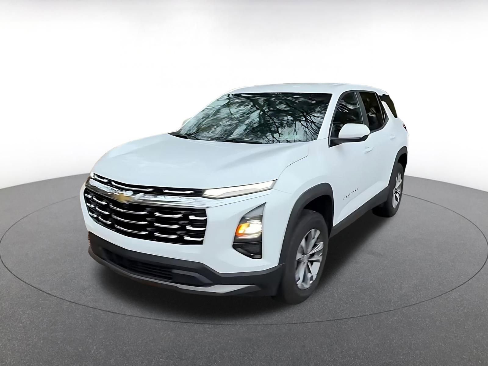 Used 2025 Chevrolet Equinox LT image 7