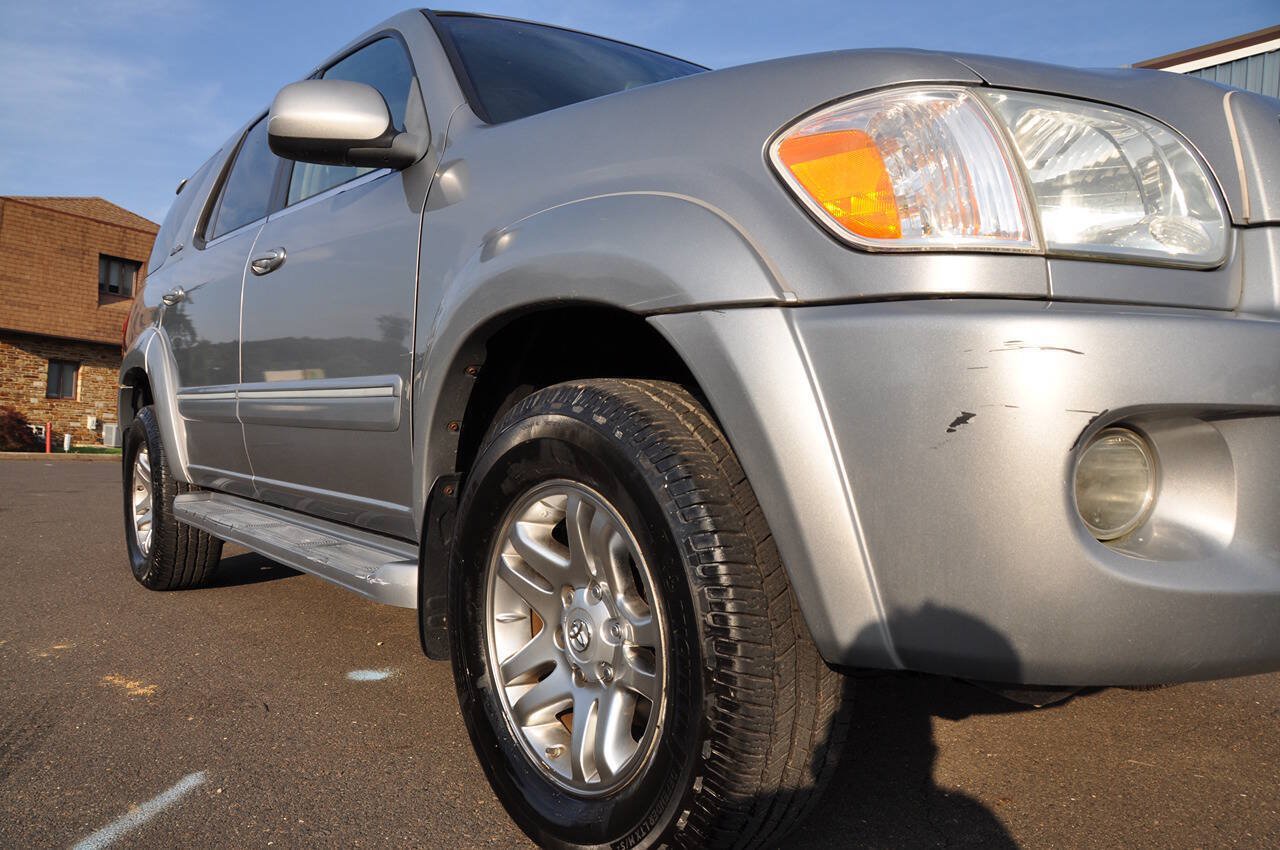 Used 2005 Toyota Sequoia Limited AWD/4WD image 6