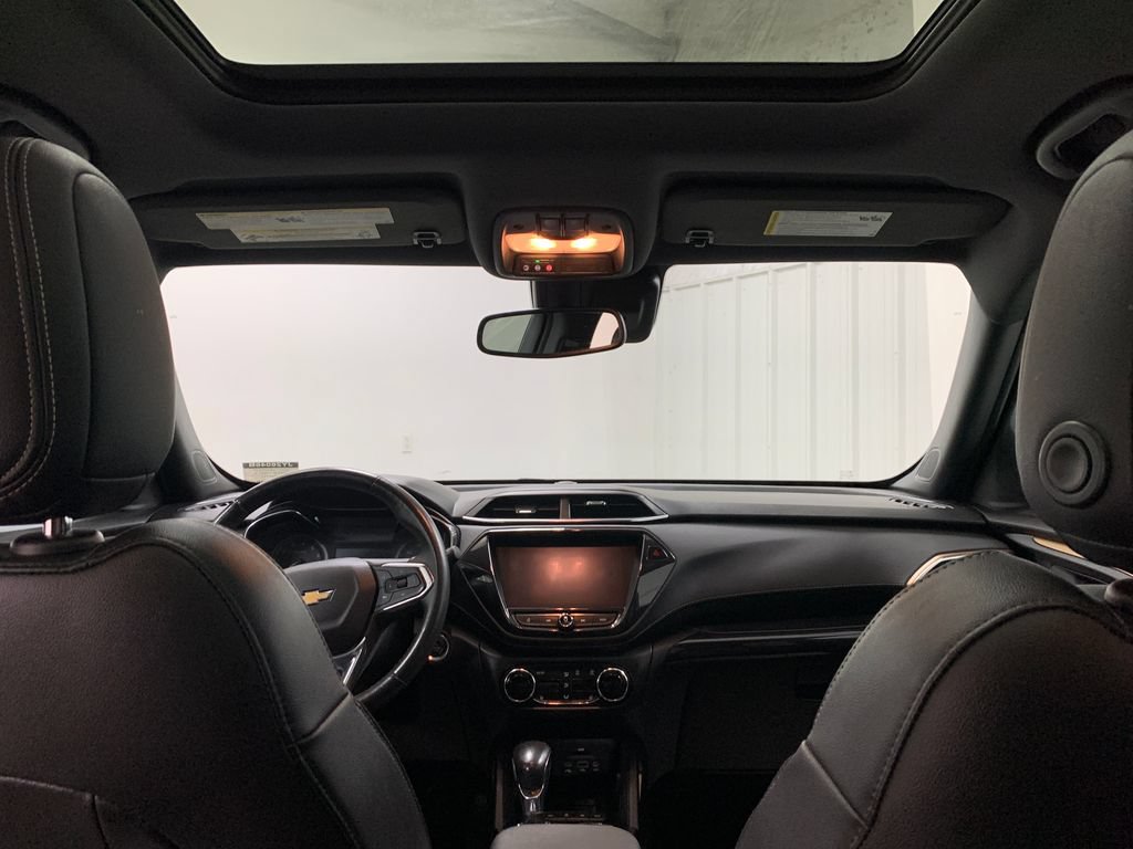 Used 2023 Chevrolet TrailBlazer ACTIV w/ Sun and Liftgate Package AWD/4WD image 18