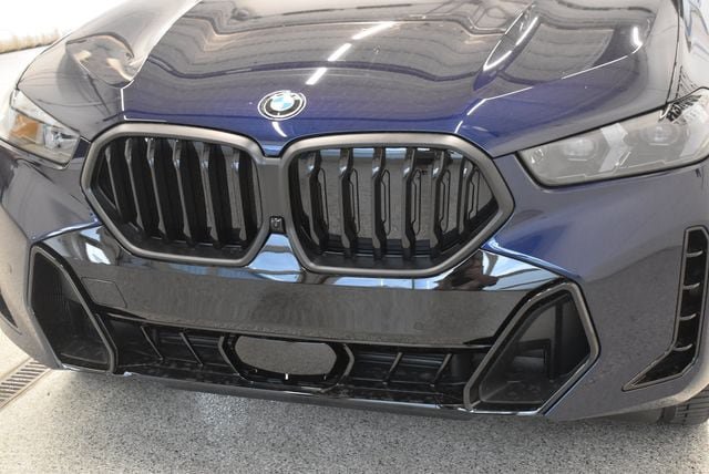 New 2027 BMW X6 xDrive40i w/ Climate Comfort Package AWD/4WD image 14