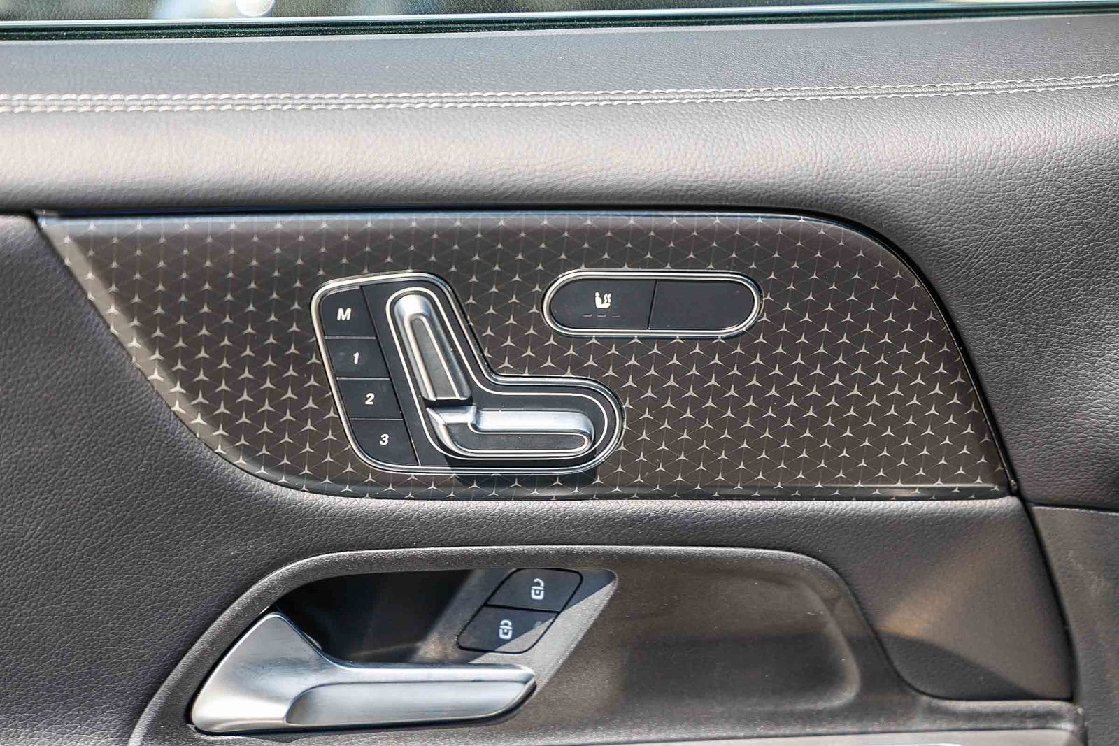 Certified 2026 Mercedes-Benz GLB 250 image 22