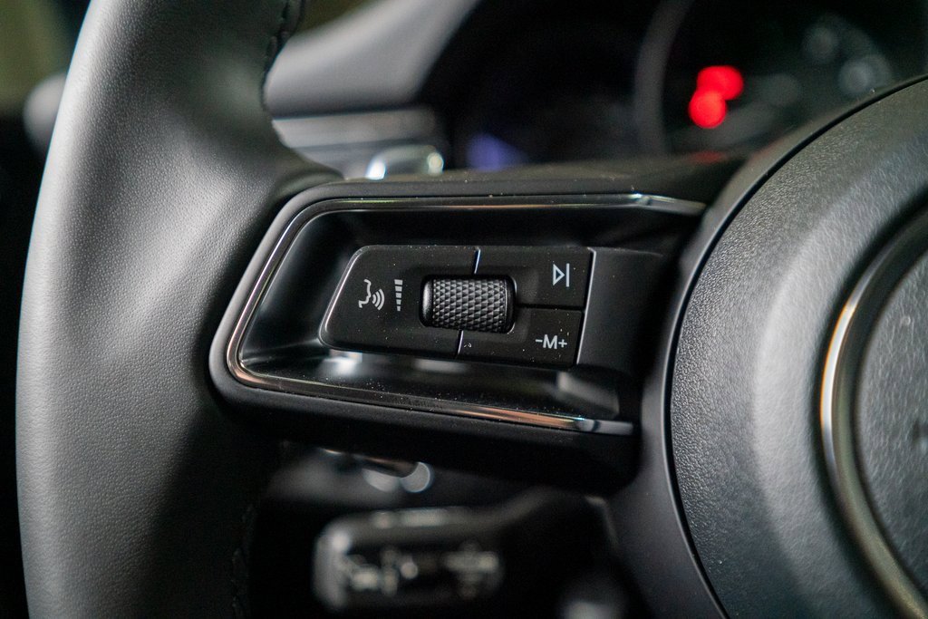 New 2026 Porsche Macan image 17