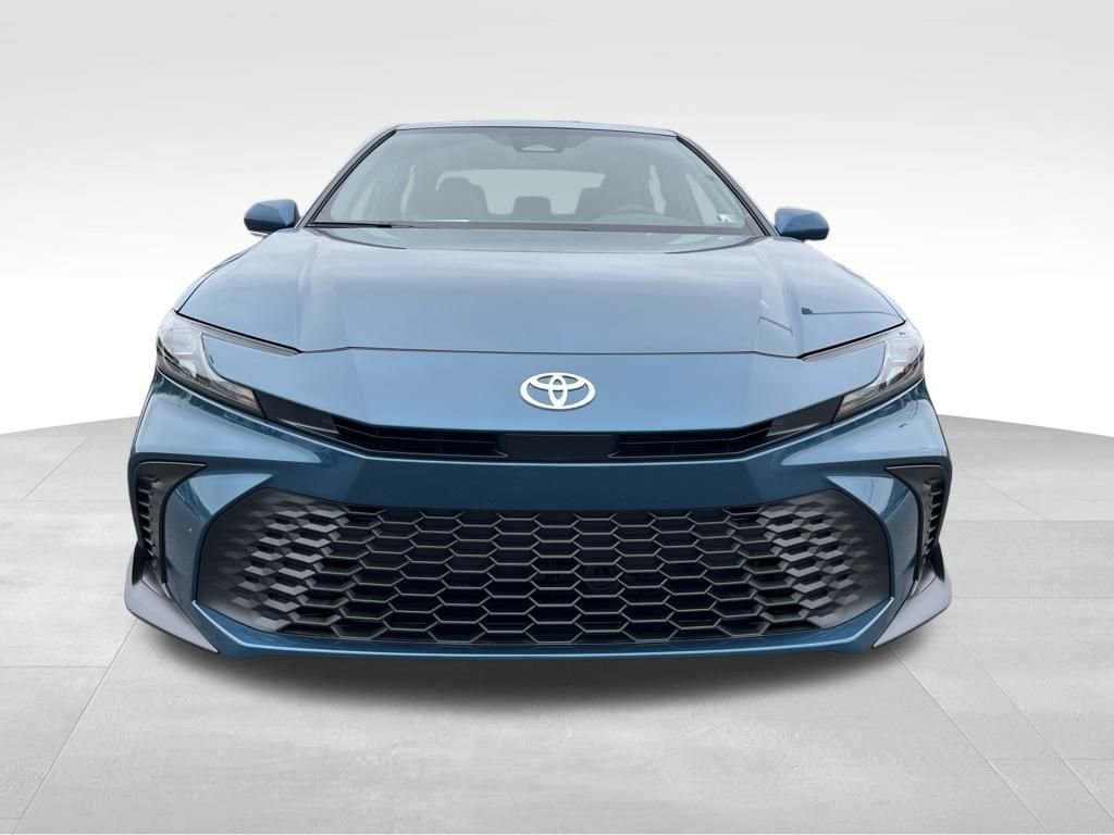 New 2026 Toyota Camry SE image 2