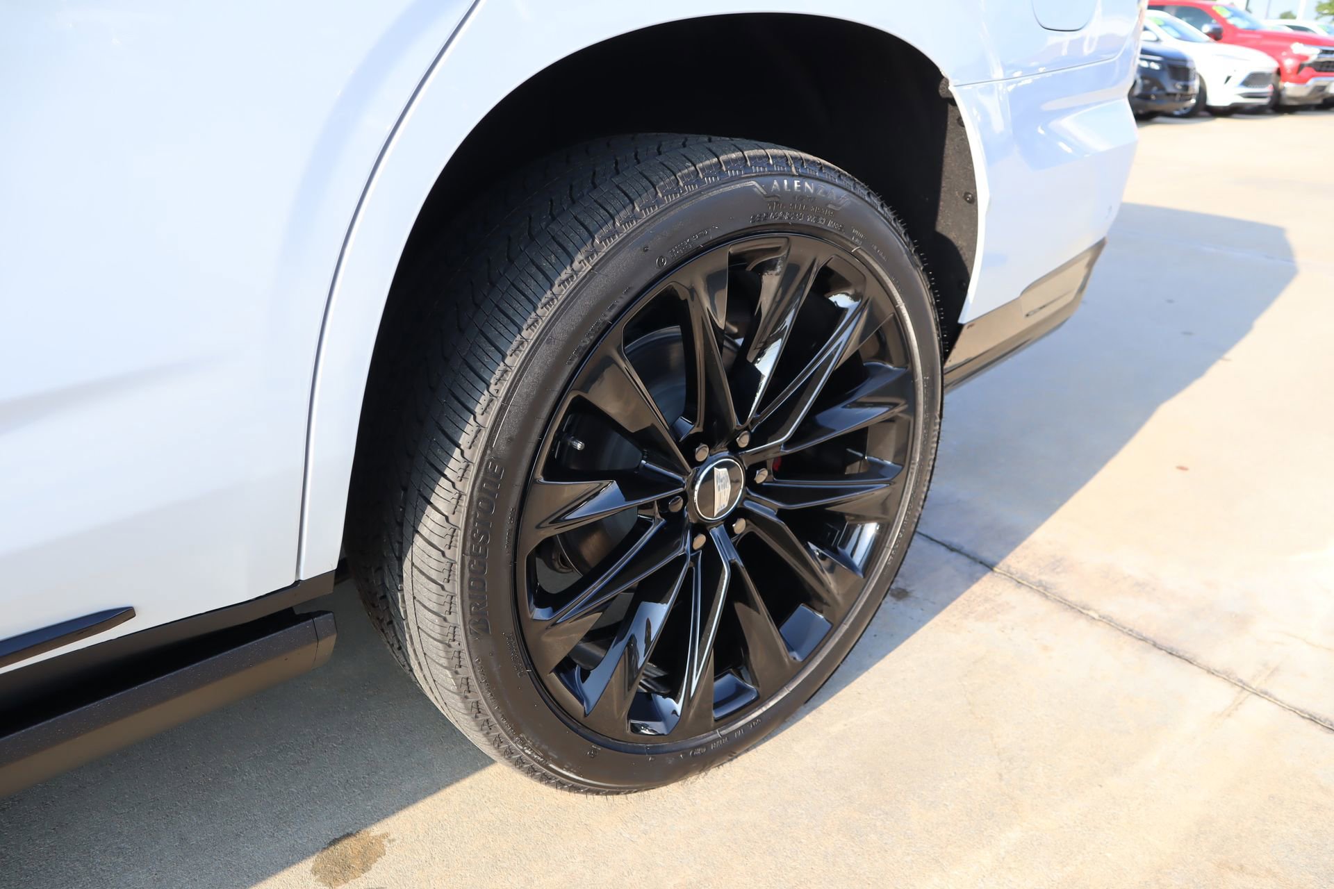 New 2026 Cadillac Escalade V w/ LPO, ONYX Package AWD/4WD image 24