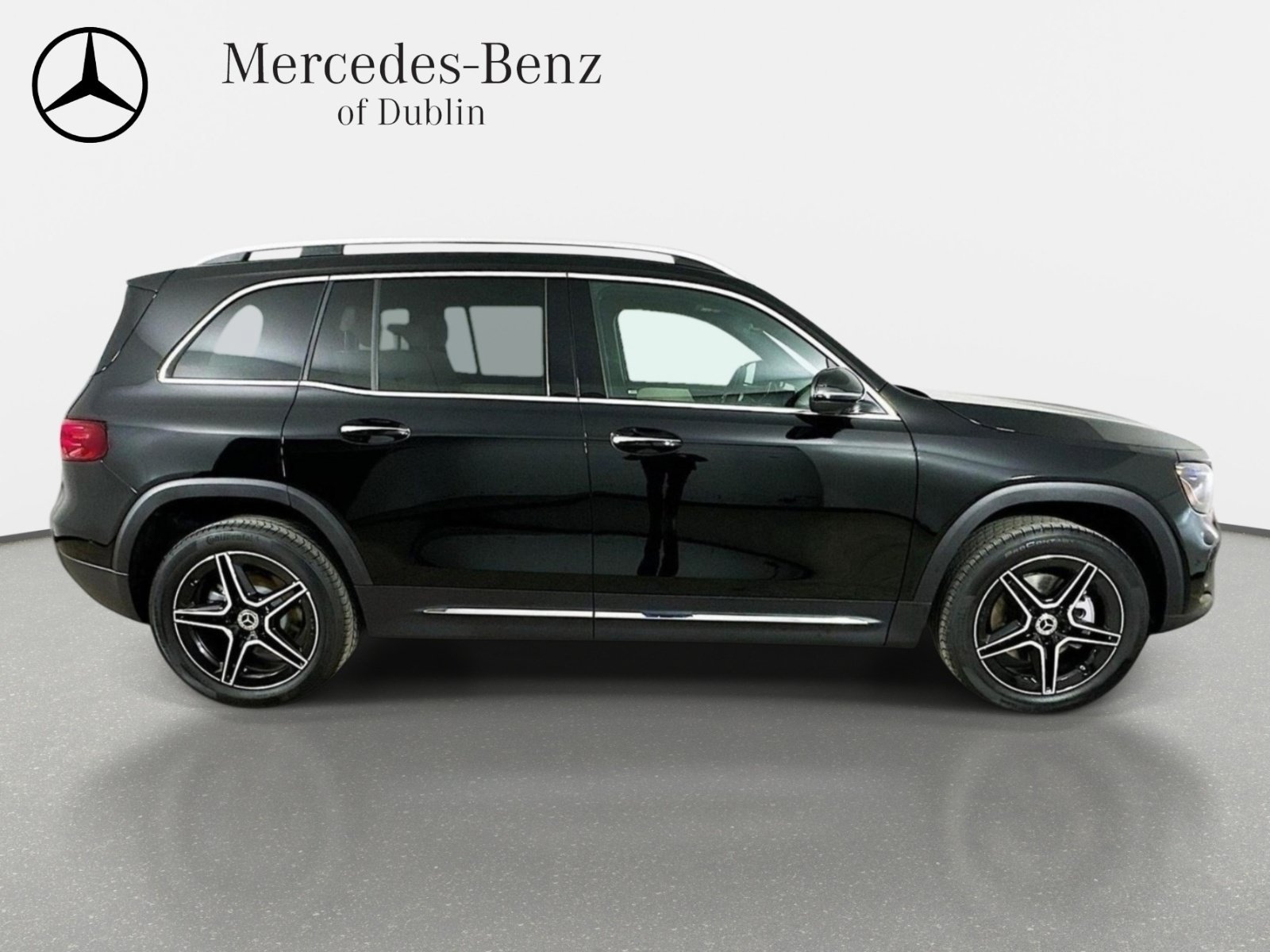 Used 2026 Mercedes-Benz GLB 250 4MATIC image 4