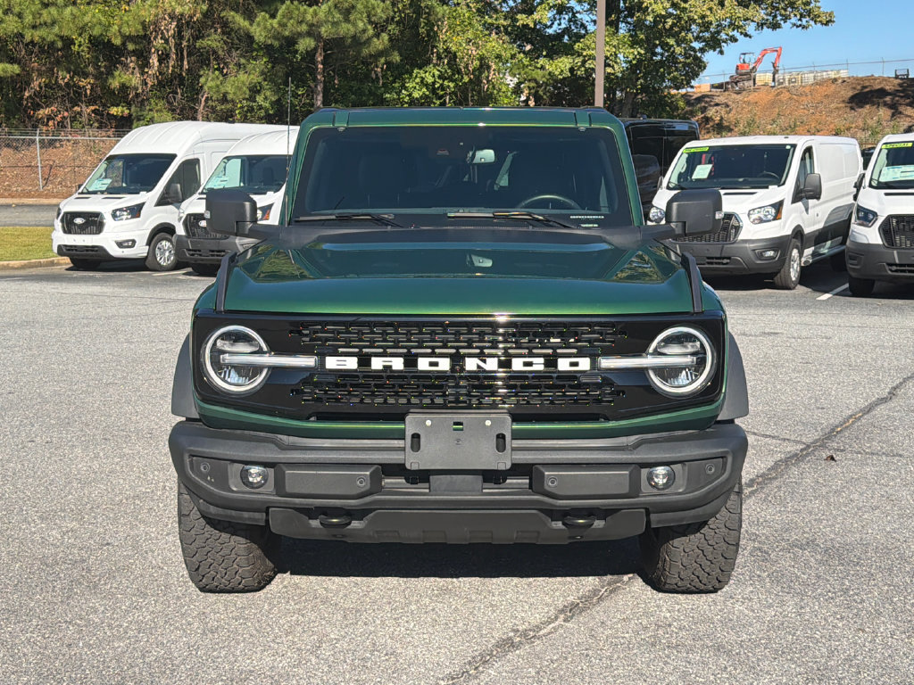 Used 2025 Ford Bronco Outer Banks AWD/4WD image 2