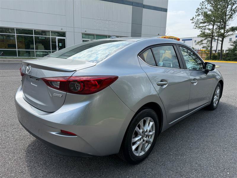 Used 2014 MAZDA MAZDA3 i Touring w/ Technology Package FWD image 18