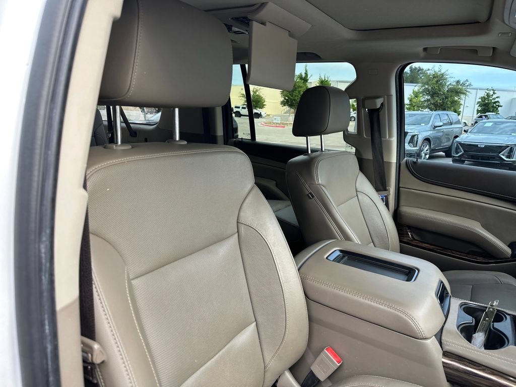 Used 2020 GMC Yukon XL SLT w/ Premium Edition RWD image 39