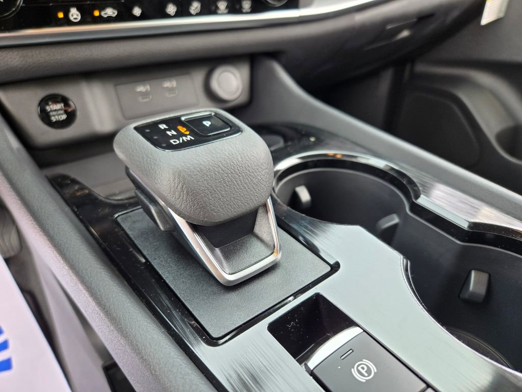 New 2026 Nissan Rogue SV image 8