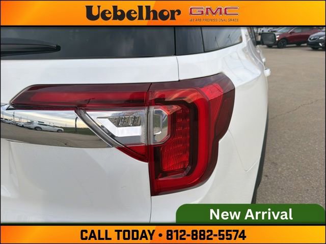 Used 2021 GMC Acadia SLE w/ Driver Convenience Package image 11