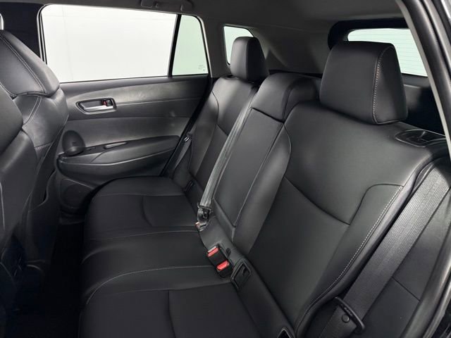 Used 2023 Toyota Corolla Cross XLE image 16
