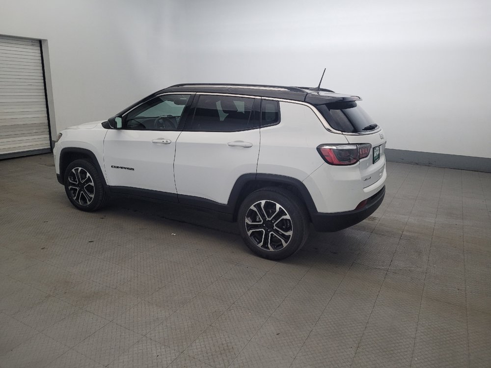 Used 2022 Jeep Compass Limited w/ Sun and Sound Group AWD/4WD image 3