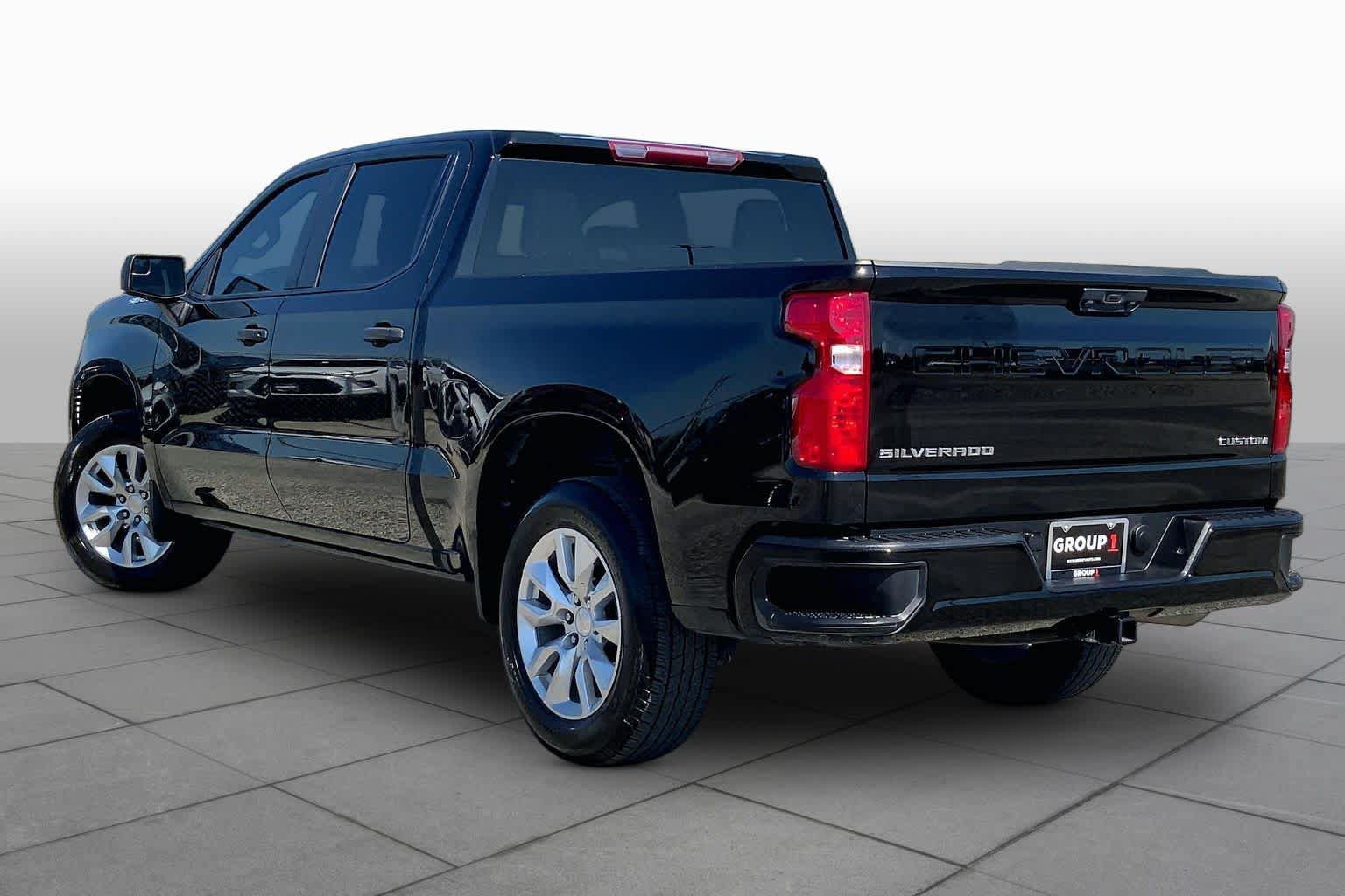 Used 2025 Chevrolet Silverado 1500 Custom RWD image 12