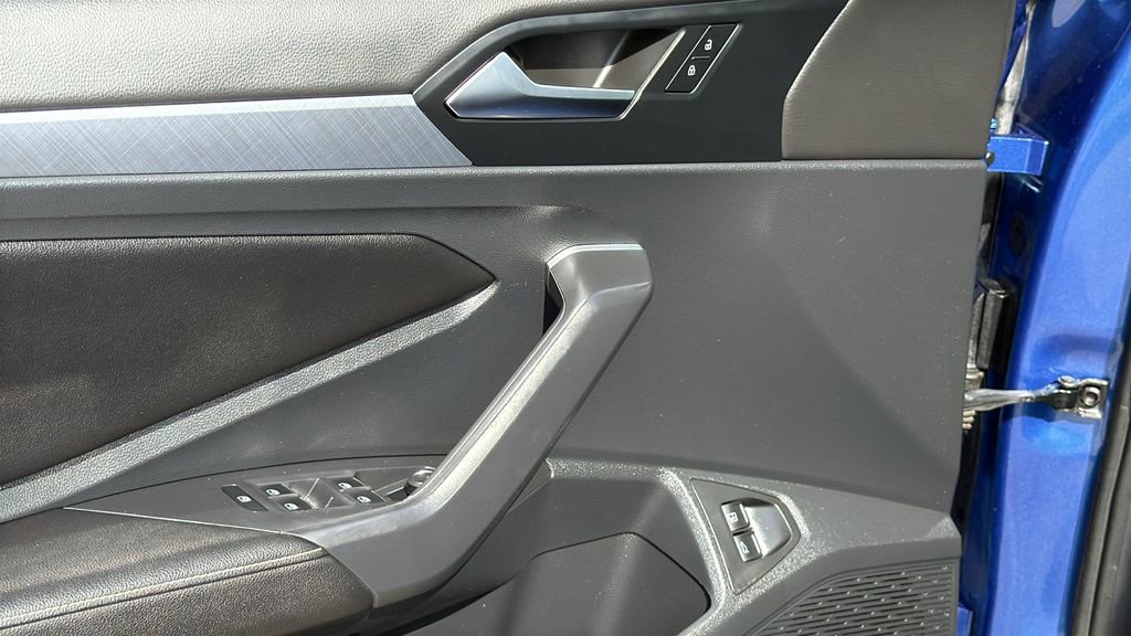 Used 2022 Volkswagen Jetta SE image 13