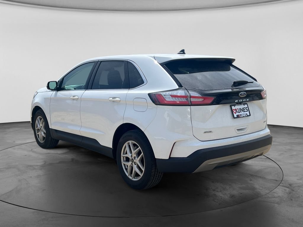 Used 2024 Ford Edge SEL AWD/4WD image 8