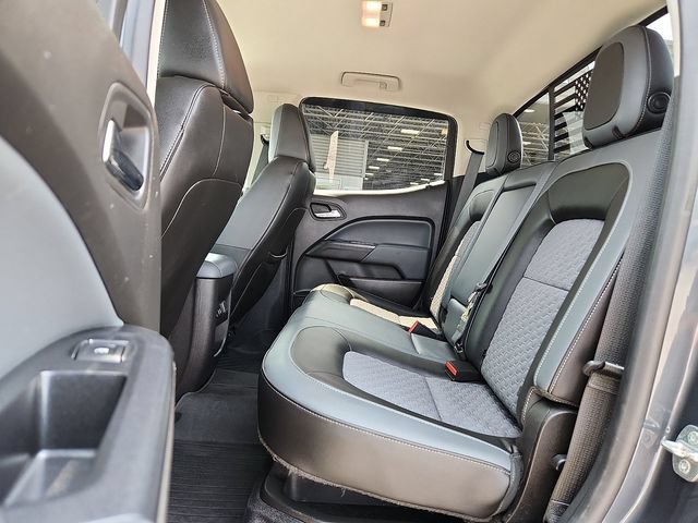 Used 2017 Chevrolet Colorado Z71 AWD/4WD image 6