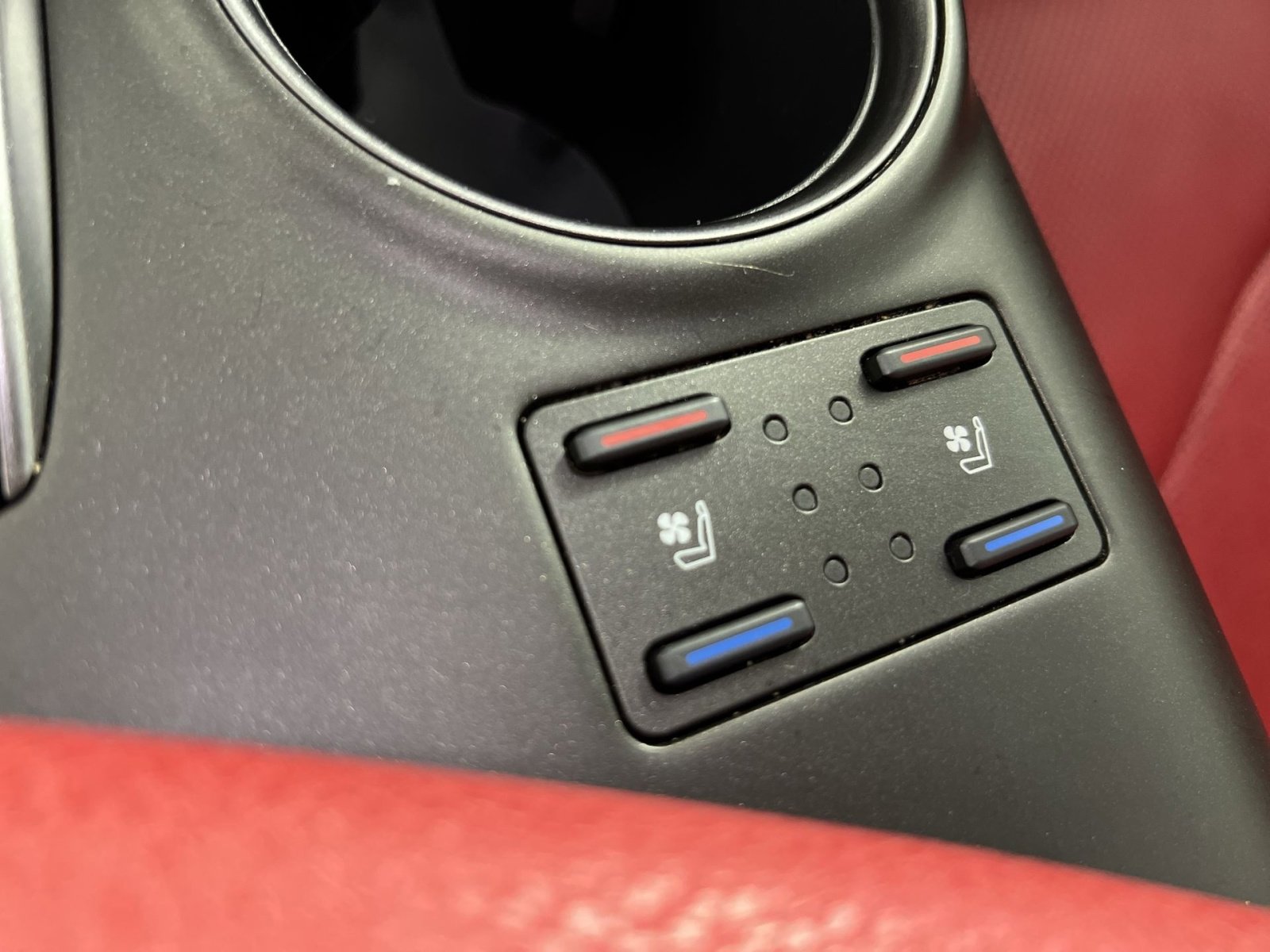 Used 2021 Toyota Camry XSE image 29