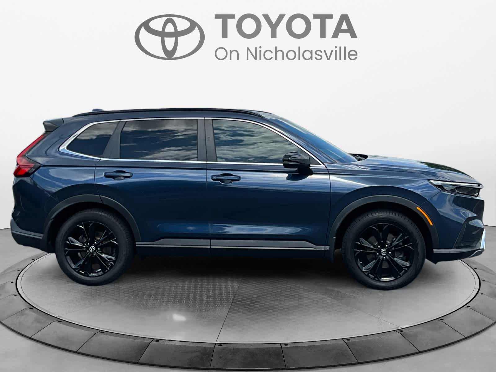 Used 2023 Honda CR-V Sport Touring image 6