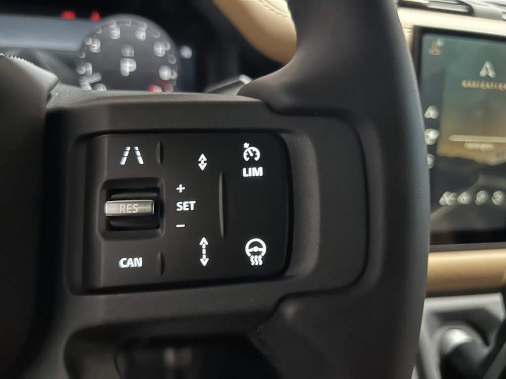 Used 2024 Land Rover Defender 130 X image 22