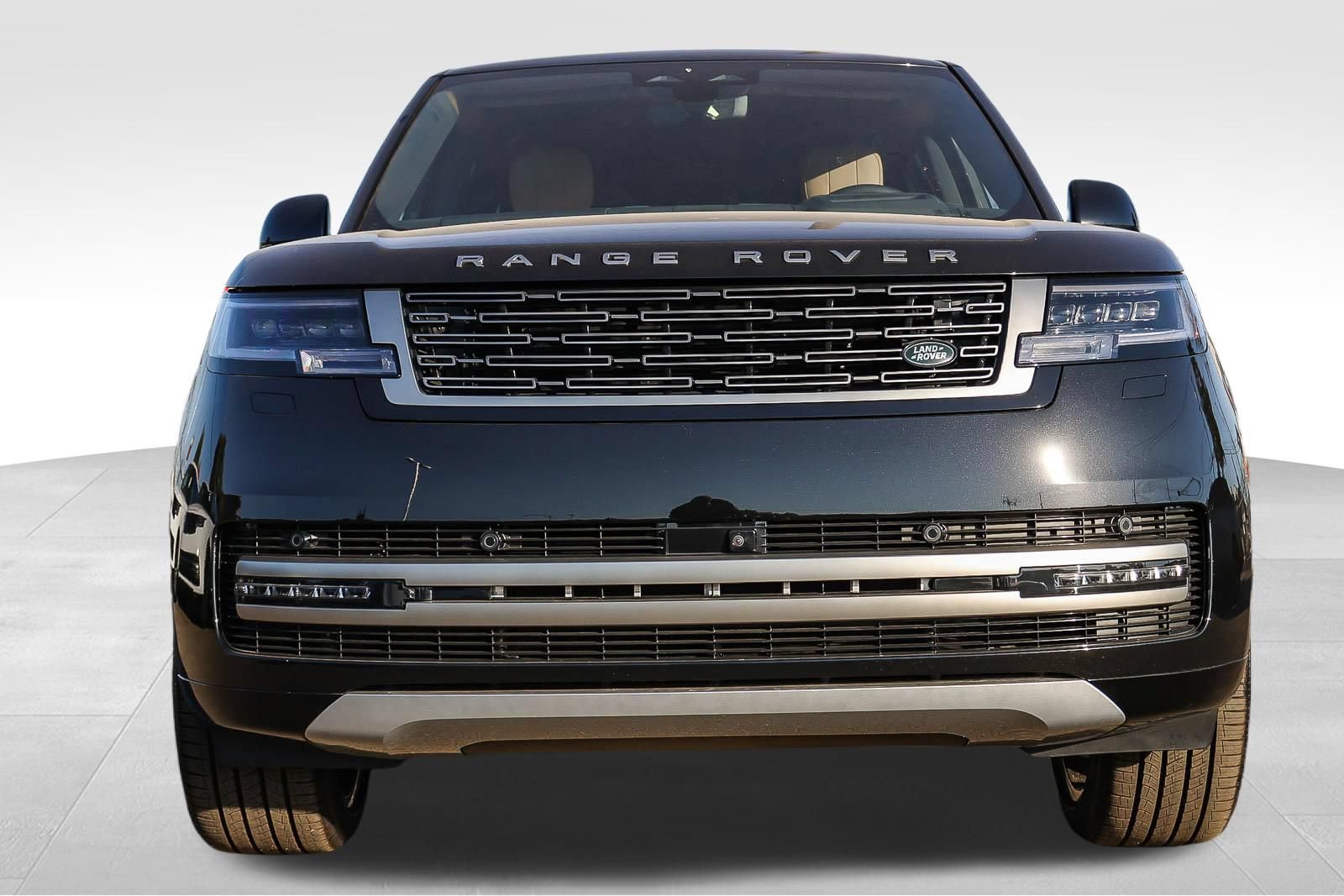 New 2026 Land Rover Range Rover Long Wheelbase SE AWD/4WD image 2