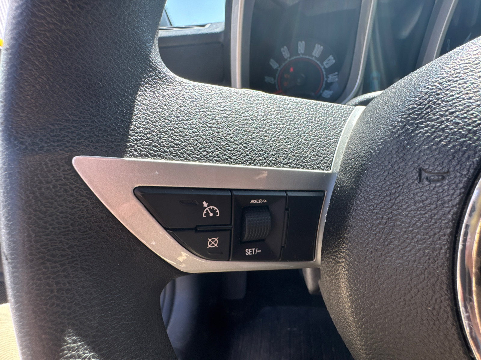 Used 2010 Chevrolet Camaro LT RWD image 19