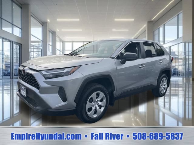 Used 2023 Toyota RAV4 LE AWD/4WD image 1