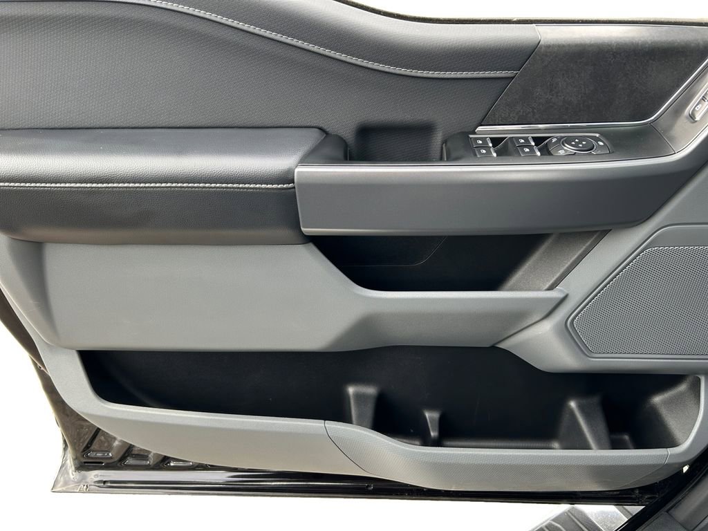 Used 2025 Ford F150 XLT w/ Equipment Group 301A Standard image 17