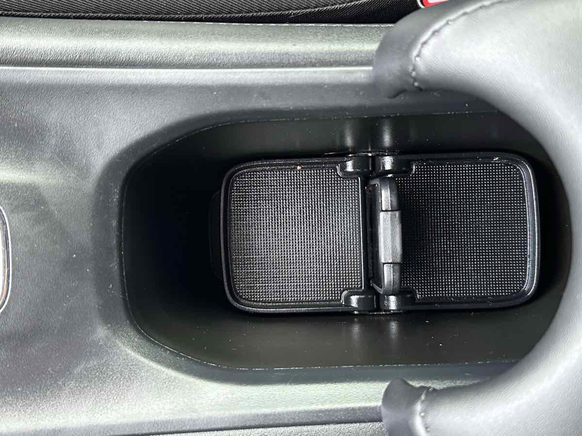 Used 2017 Honda HR-V LX image 34