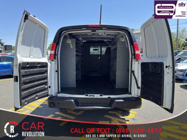 Used 2020 Chevrolet Express 3500 w/ Driver Convenience Package image 7