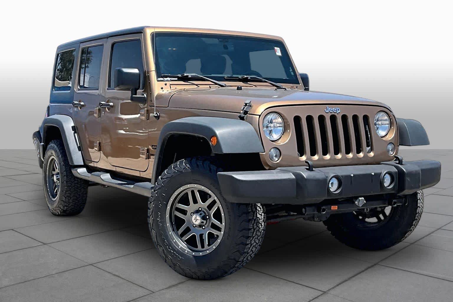 Used 2015 Jeep Wrangler Unlimited Sport w/ Connectivity Group AWD/4WD image 3