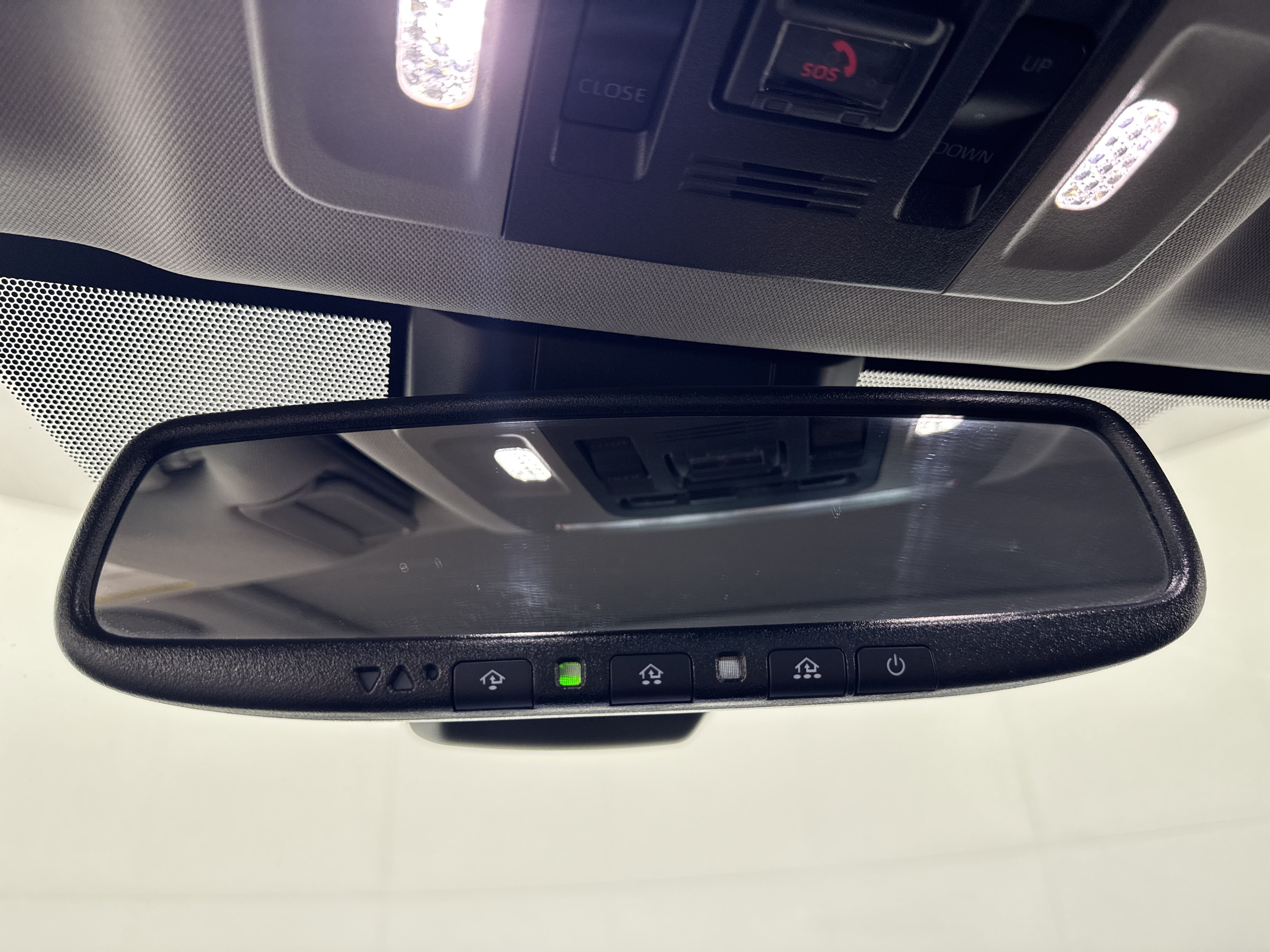 Used 2023 Toyota Camry SE w/ Audio Upgrade Package FWD image 30