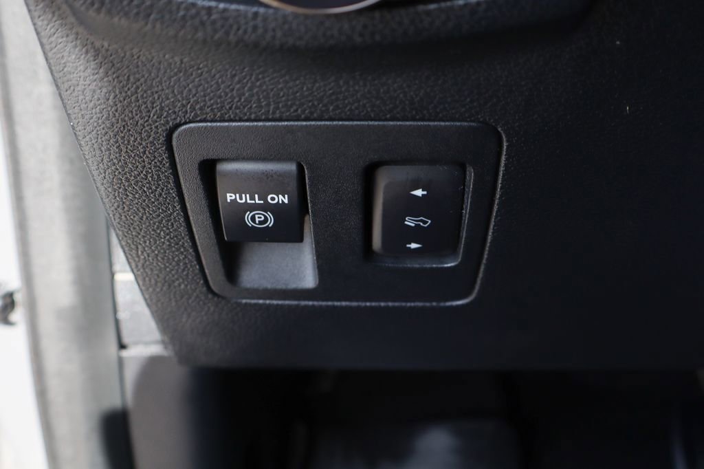 Used 2020 Ford F150 Raptor w/ Equipment Group 802A Luxury image 22