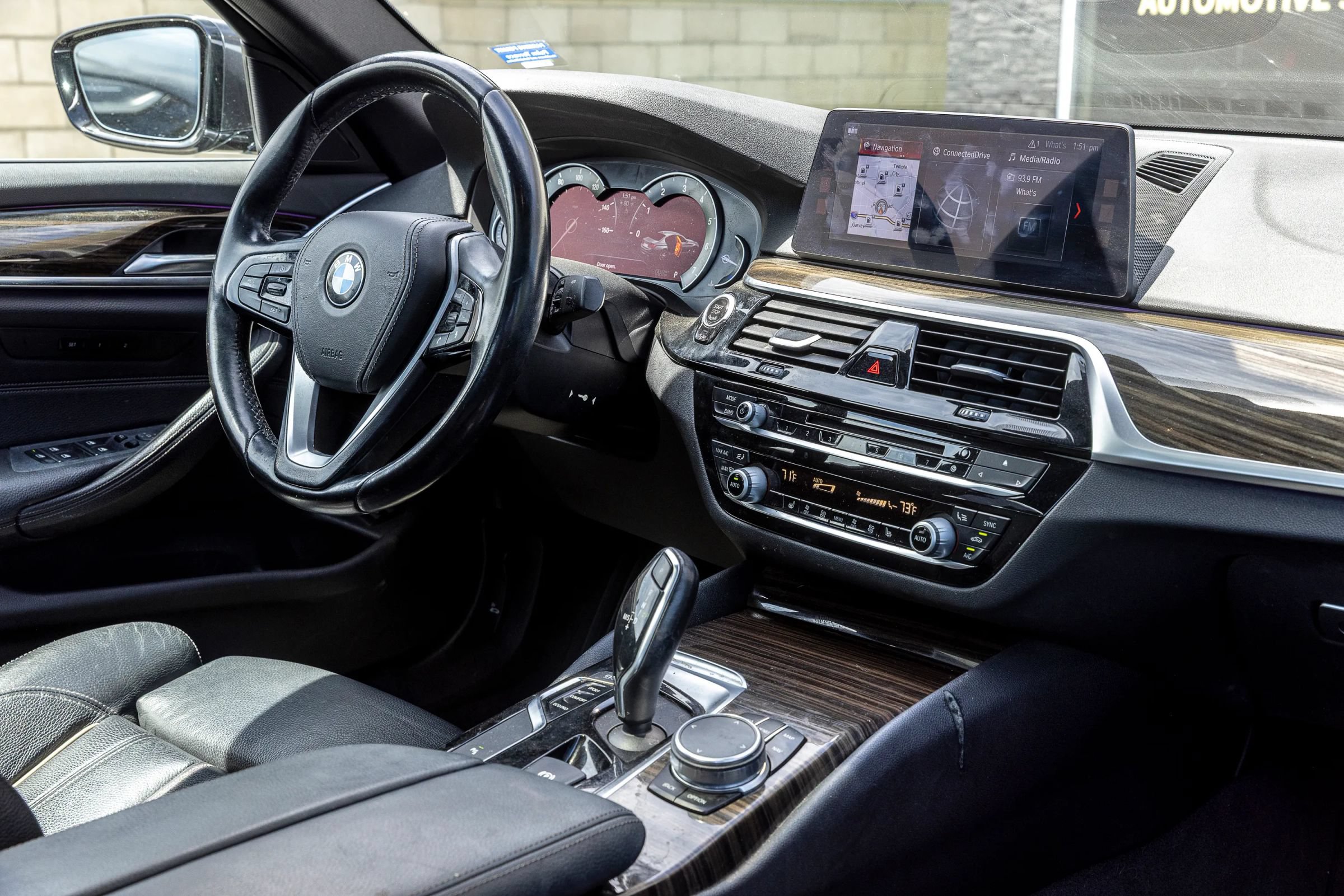 Used 2018 BMW 540i RWD image 26